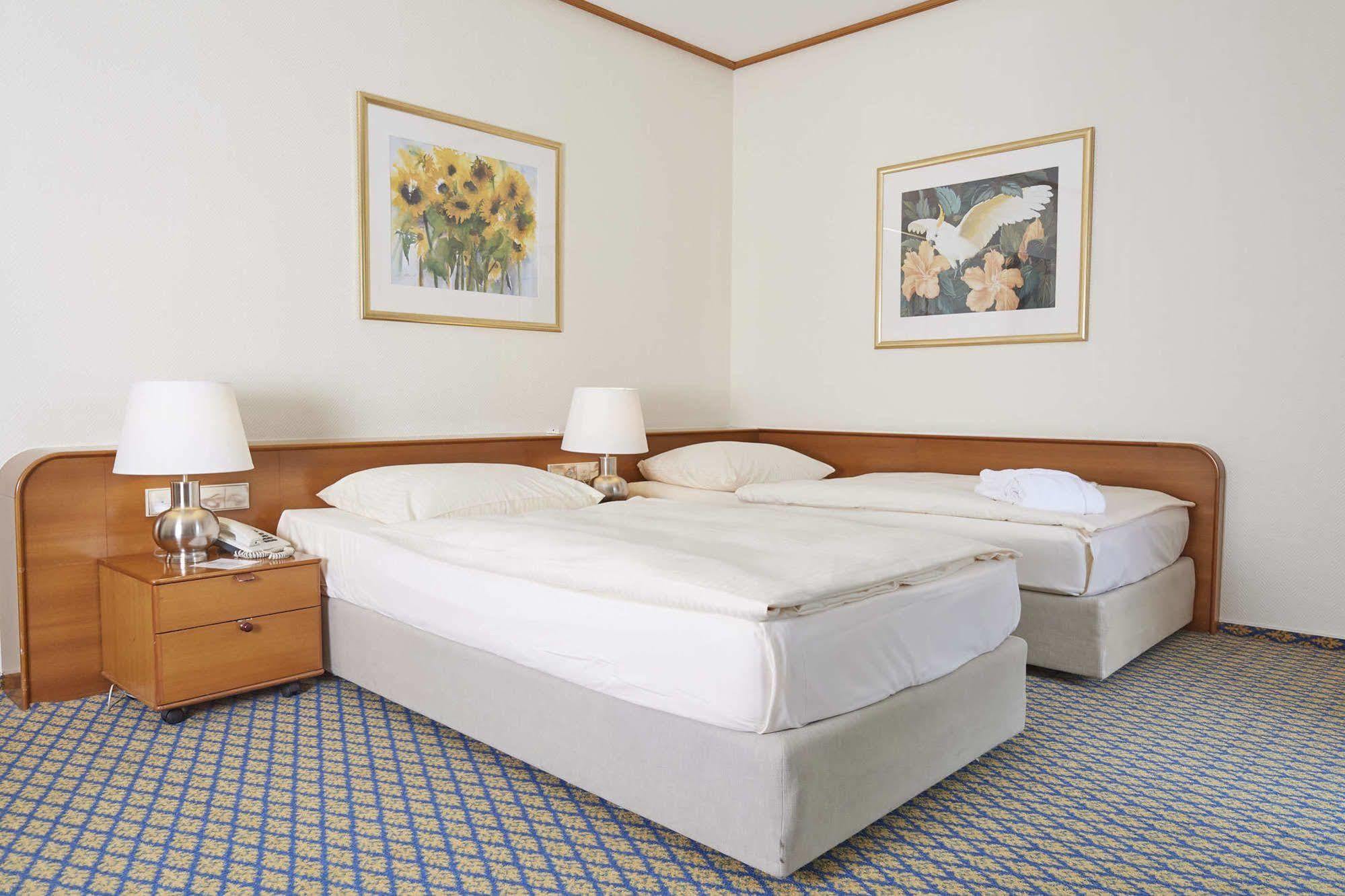 Seehotel Am Tankumsee Isenbuettel Екстер'єр фото